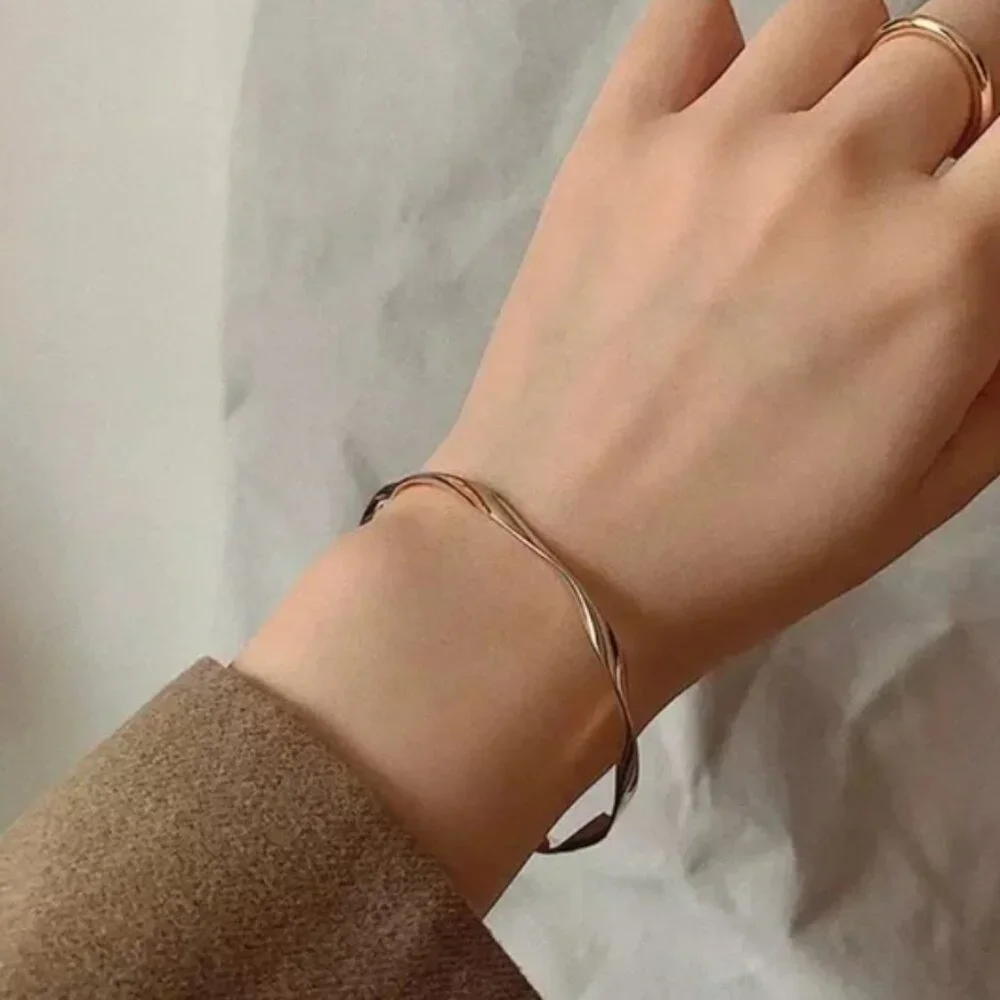“Anya” Minimalist Twist Open Adjustable Gold Neutral Fashion Simple Bracelet